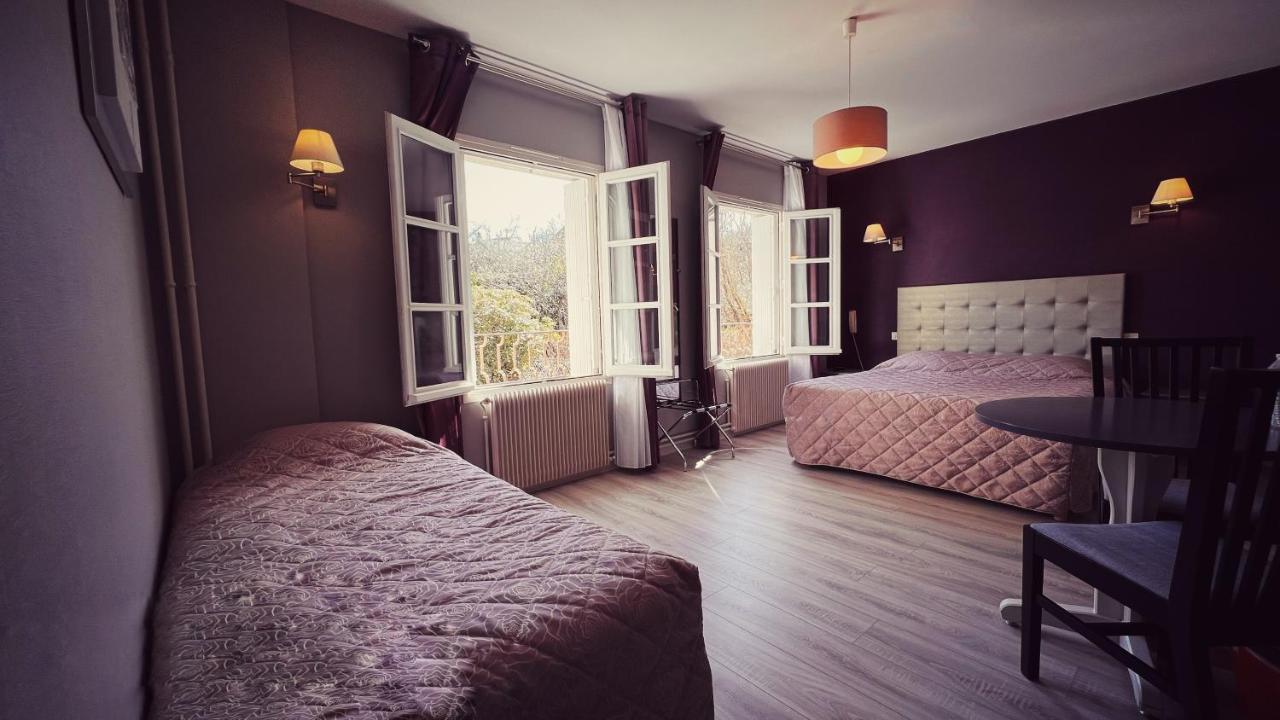 Logis Hotel Restaurant Des Voyageurs Tarnac Bagian luar foto