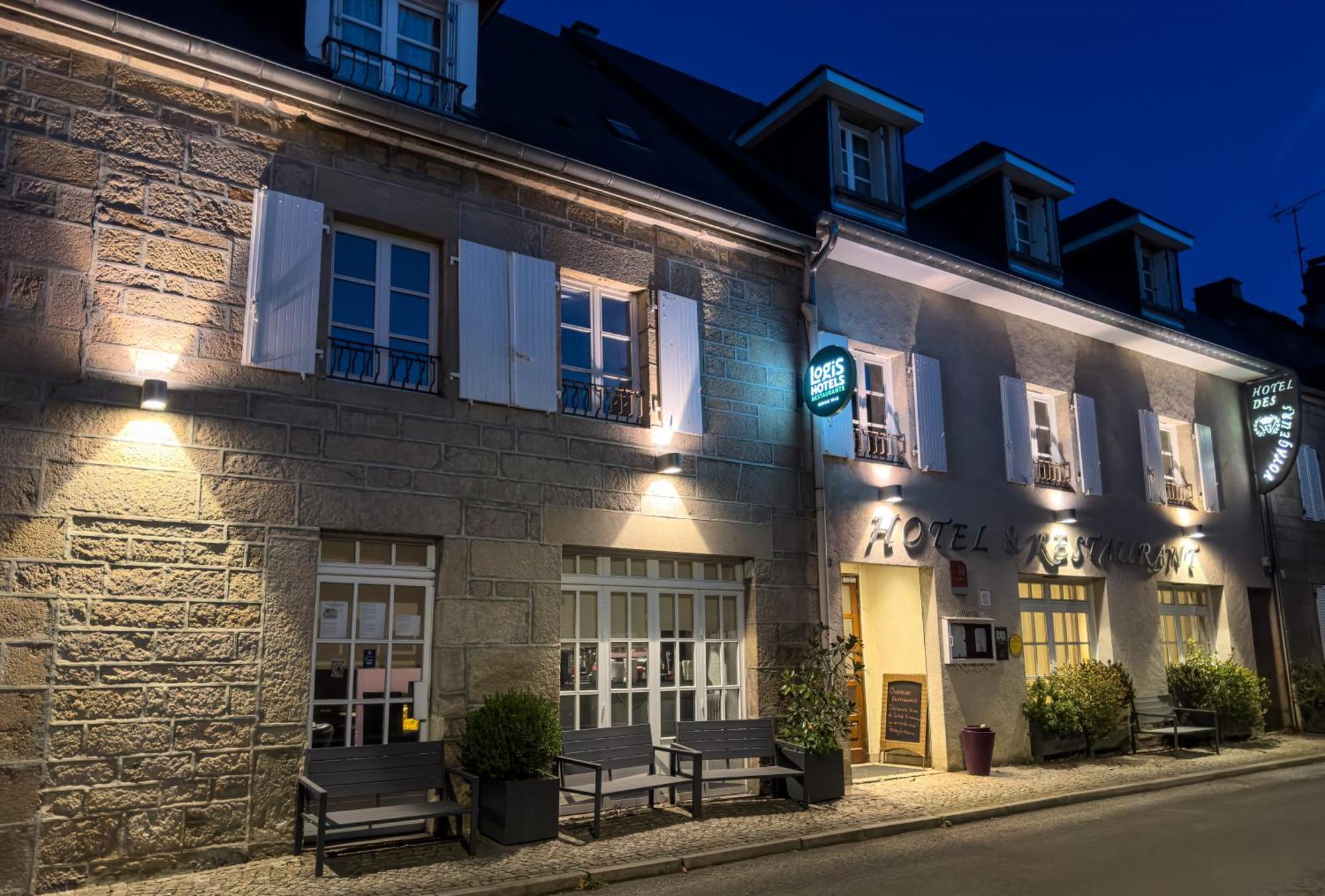 Logis Hotel Restaurant Des Voyageurs Tarnac Bagian luar foto