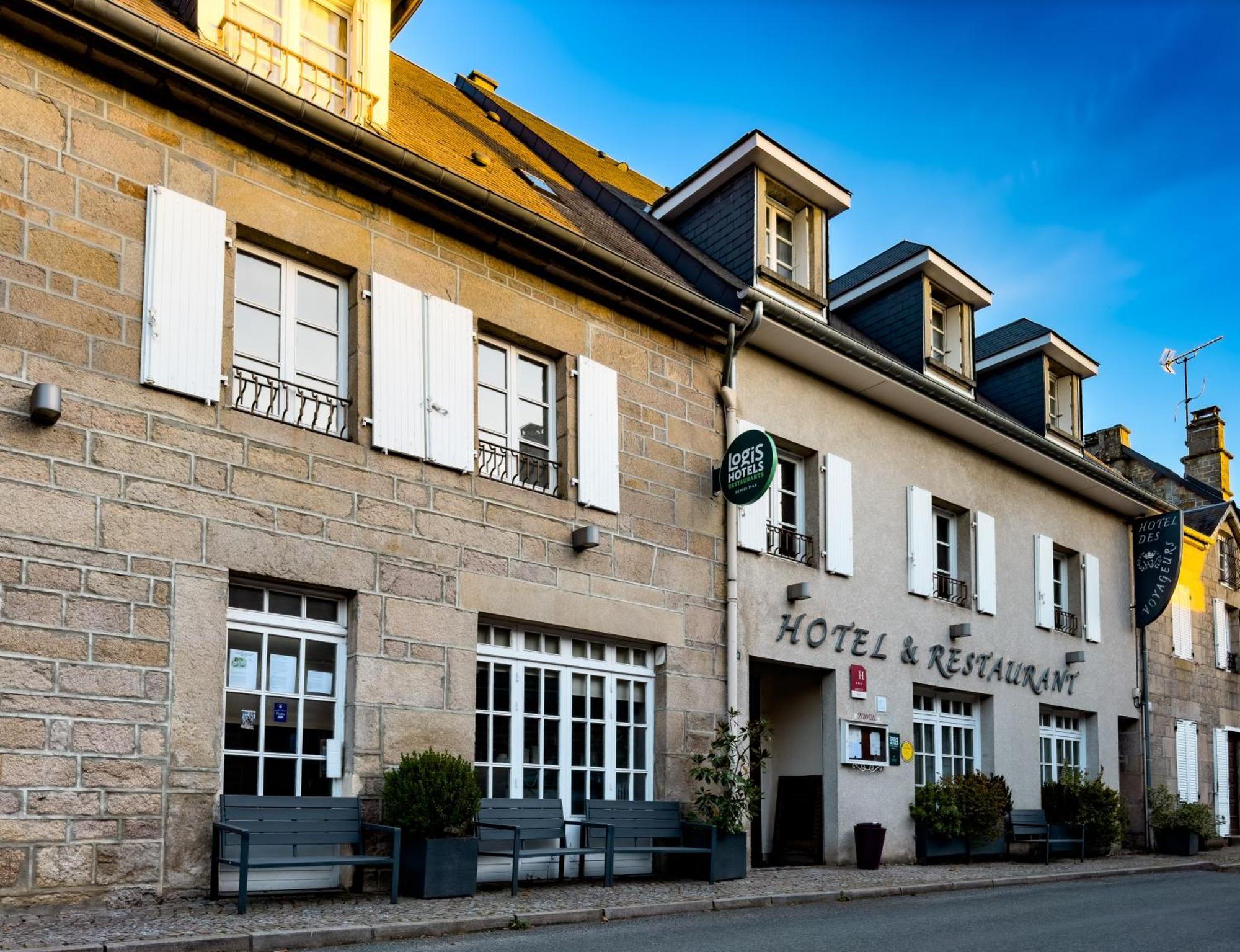 Logis Hotel Restaurant Des Voyageurs Tarnac Bagian luar foto