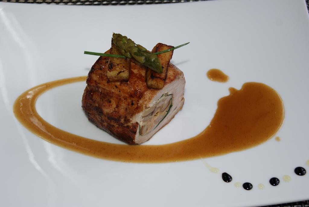 Logis Hotel Restaurant Des Voyageurs Tarnac Bagian luar foto