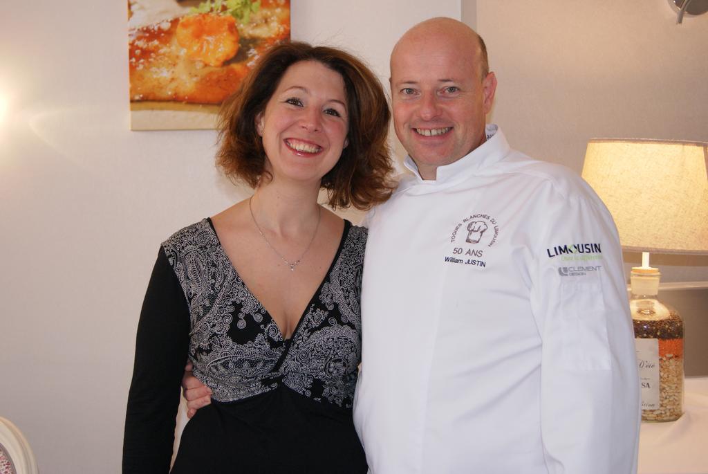 Logis Hotel Restaurant Des Voyageurs Tarnac Bagian luar foto